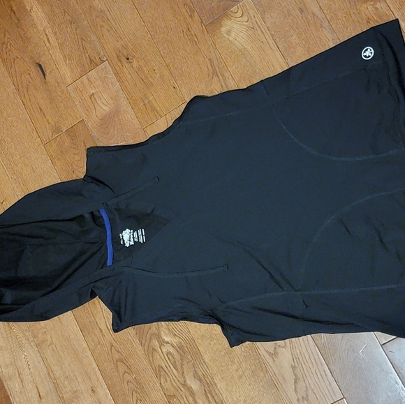 Roots Xl hooded workout top - Picture 2 of 3